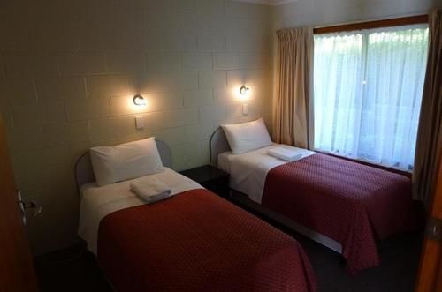 Willaway Motel Apartments Ulverstone Buitenkant foto